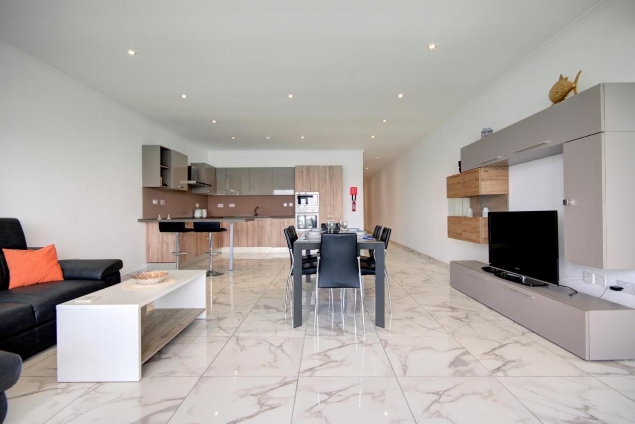 Beachfront Pretty Holiday Home Mellieha Luaran gambar